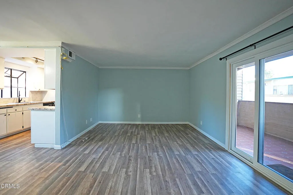 3 bed, 2.5 bath, 1172 sqft, $4,000 — Photo 2