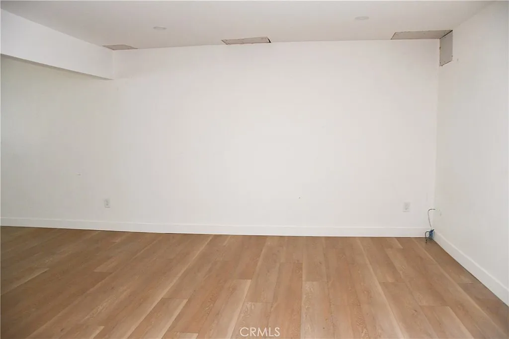2 bed, 850 sqft, $2,795 — Photo 4