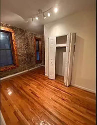 Rented by Best Apartments North Inc