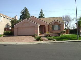 832 Derry Cir, Vacaville, CA 95688