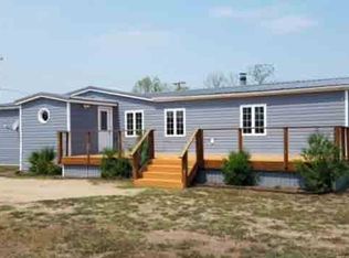 608 3rd St SW, Towner, ND 58788