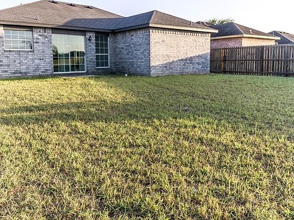 3rd image of 9618 Kingbird Dr