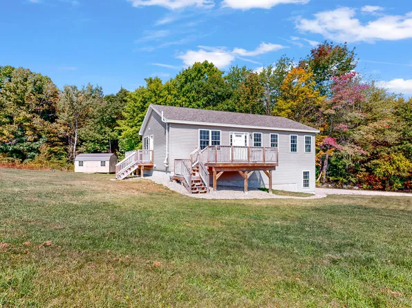 684 Upper Street, Turner, ME 04282