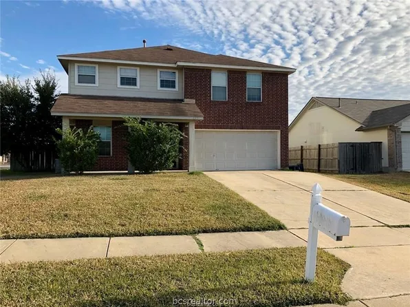 3801 Springfield Dr, College Station, TX 77845