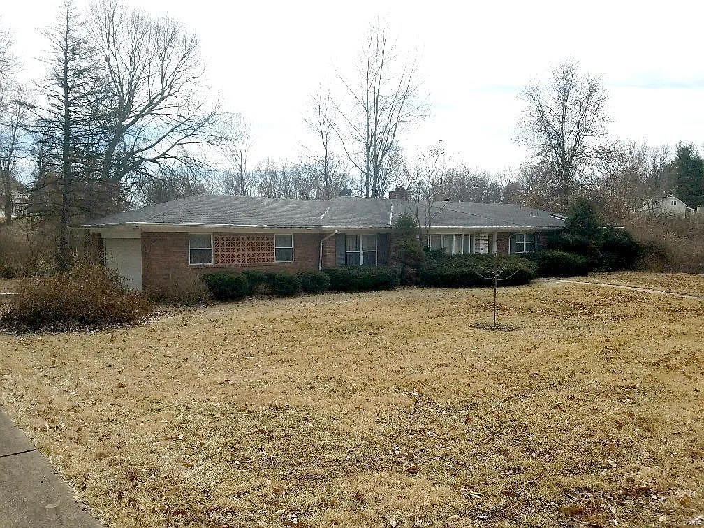 10688 Country View Dr photo 1