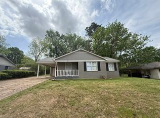 1425 Rolling Hills Dr, Memphis, TN 38127