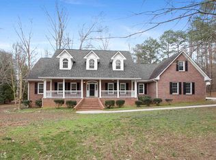 135 Golfview Club Dr, Newnan, GA 30263