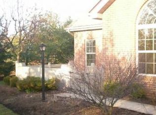 5111 Polo Fields Dr, Gibsonia, PA 15044