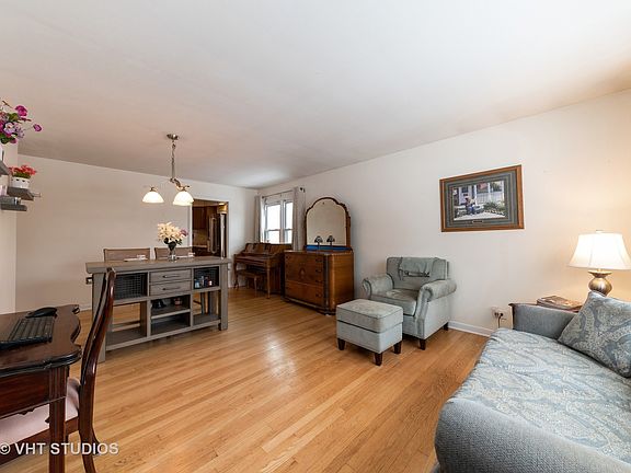 3rd image of 234 Dalton Ave