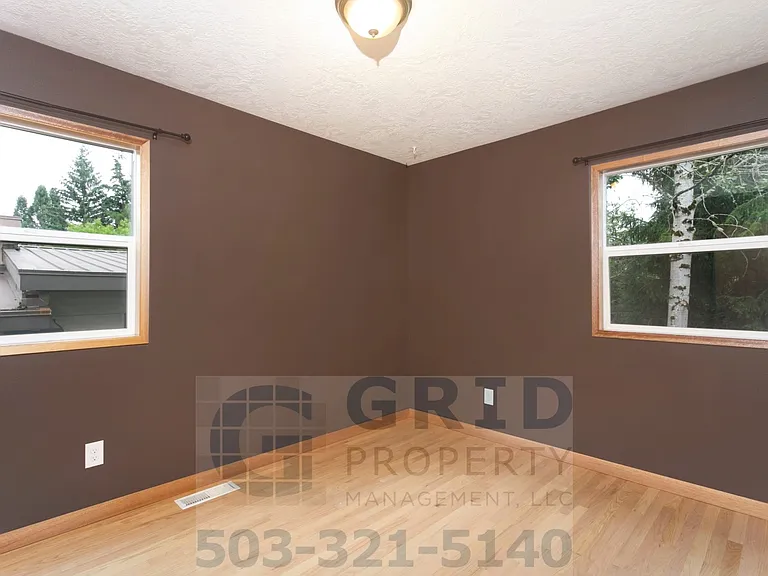 3431 NE 92nd Ave — Photo 11