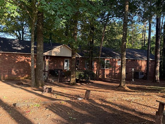 5th image of 180 Fox Run Rd