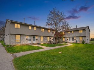 700 Paisley Rd #46, Guelph, ON N1K1A3