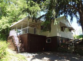 15 Coal Center Rd, Bentleyville, PA 15314