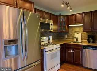 407 Stratford Rd, Glenolden, PA 19036