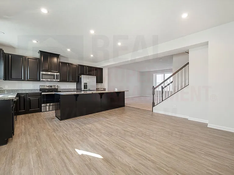 4011 N Steels Cir — Photo 22