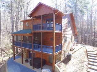 523 Centergate Dr, Ellijay, GA 30540
