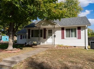 824 Cleveland Ave, Moberly, MO 65270
