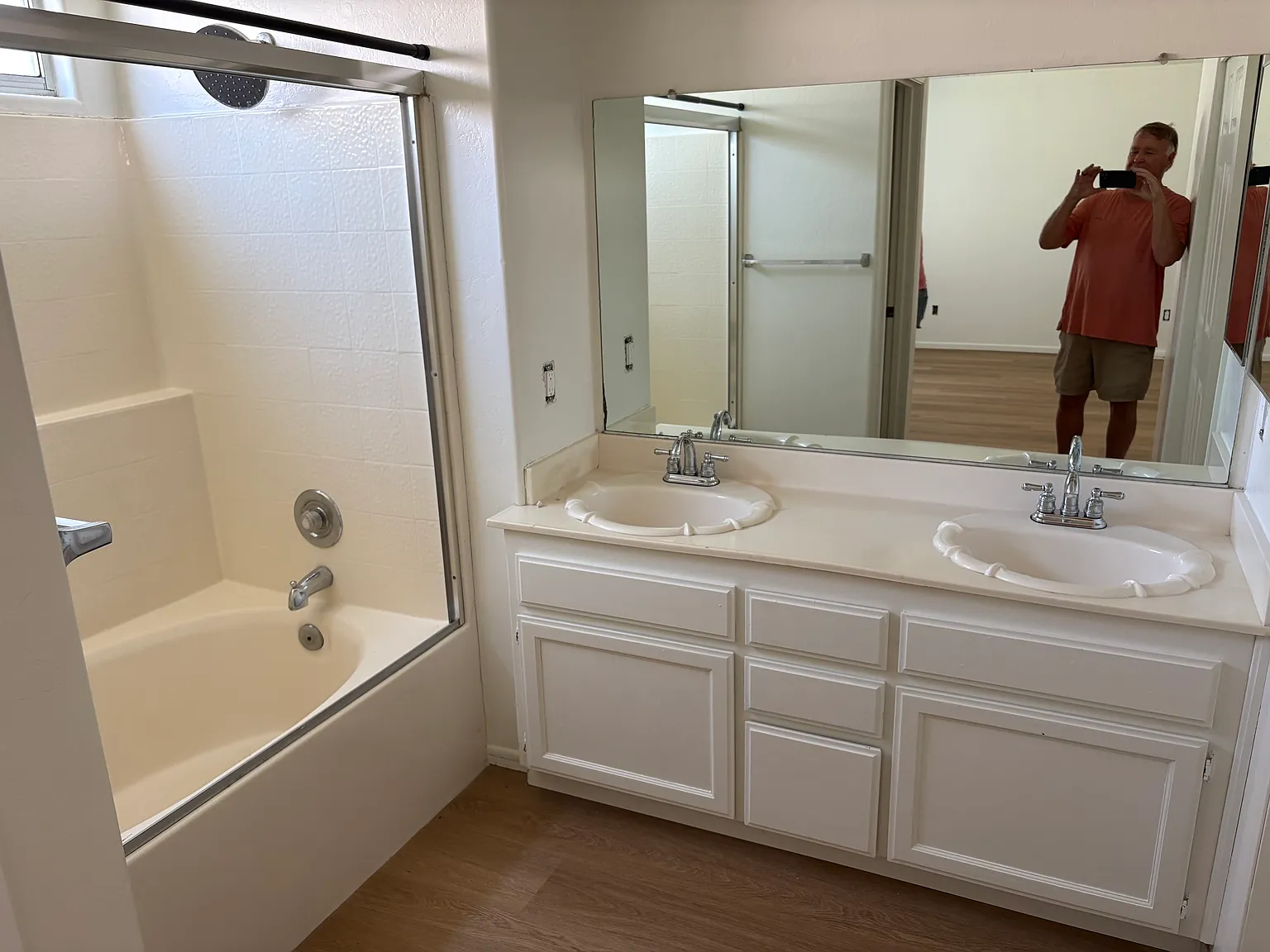 3 bed, 1385 sqft, $2,150 — Photo 4