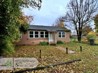 2261 Howard St, Anderson, CA 96007