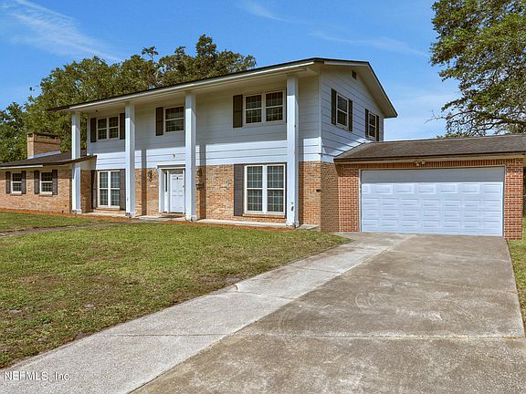 2nd image of 7144 ANDALUSIA Avenue