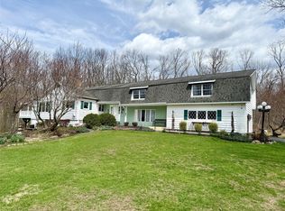 68 Andrews Rd, Vestal, NY 13850