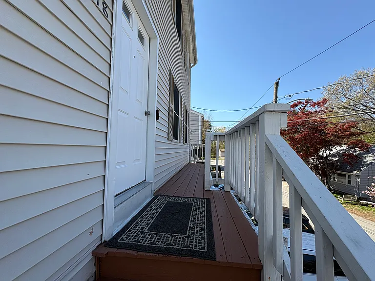 118 Montclair Ave — Photo 24