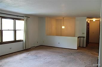 2nd image of 2318 Lombardo St