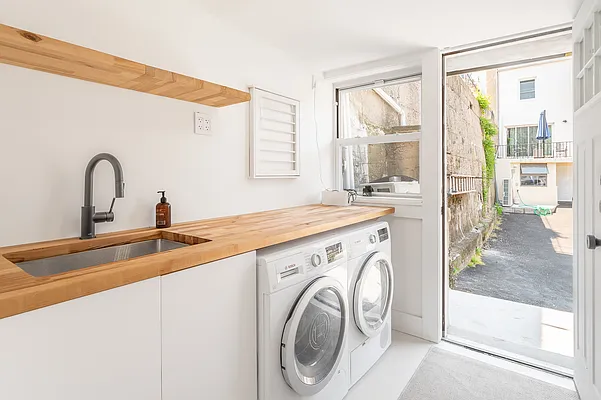 Sold by Modern Spaces | media 20