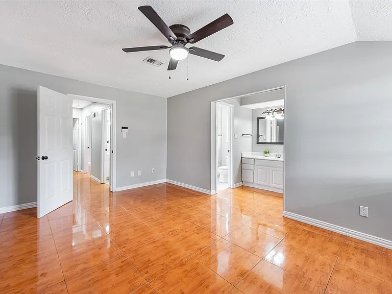 239 Blackwater Ln — Photo 23