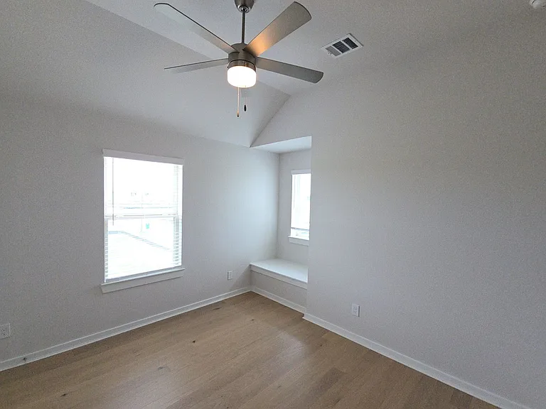 16723 Lake Austin St — Photo 15