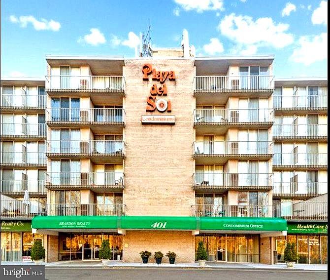 1st image of 529 Playa Del Sol