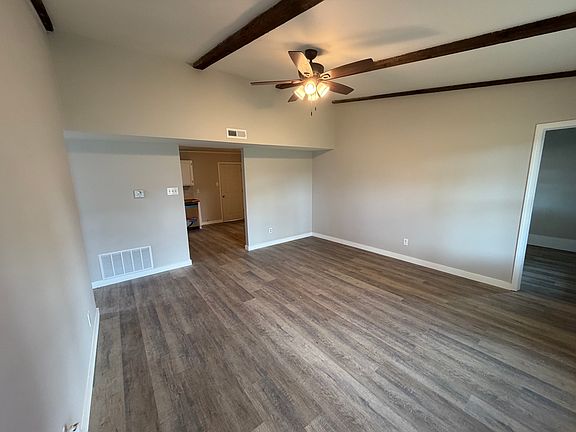 2nd image of 103 Briarfield Cv