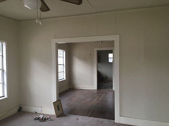 3rd image of 1740 Florida St