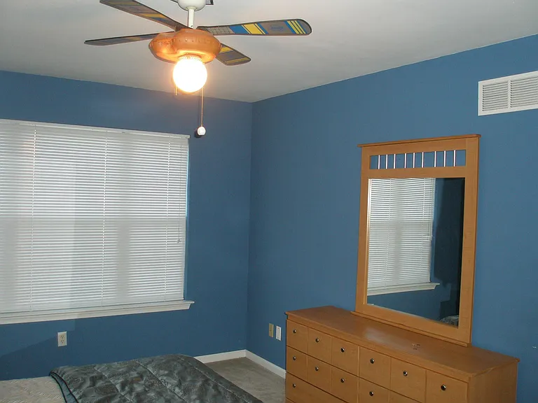 52 Maureen Way — Photo 8