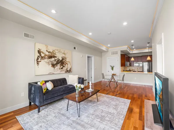 78 Wayne Street image 1 of 27