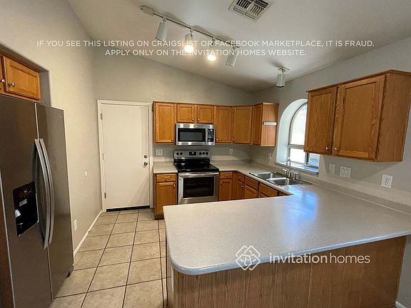 3rd image of 16030 W Diamond St