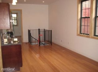 12 Locust St, Brooklyn, NY 11206