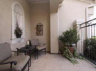 16 Sweetwater Ct, Sugar Land, TX 77479
