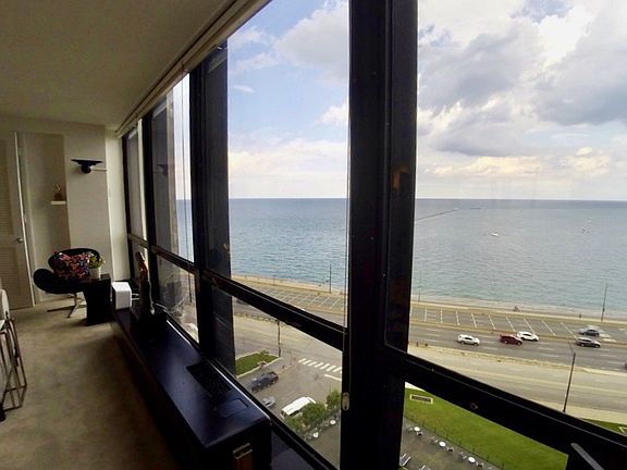 3rd image of 910 N Lake Shore Dr APT 1217