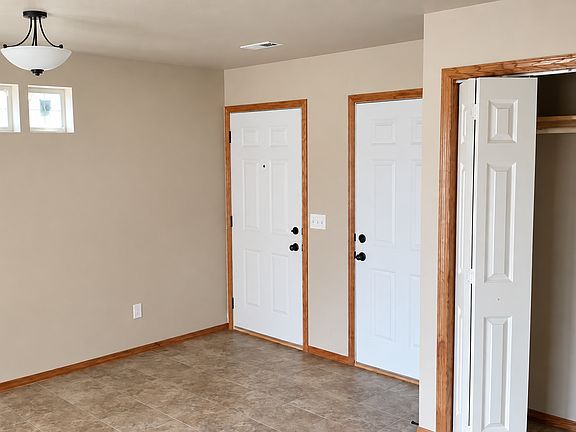 3rd image of 720 Cressman Trl #1