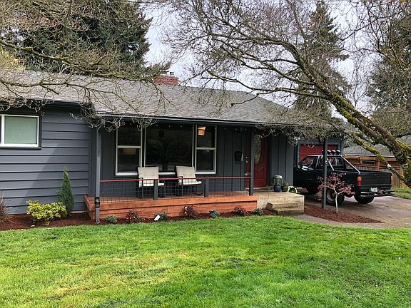 3rd image of 3850 Crestview Dr S