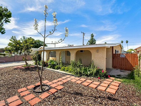 3rd image of 741 Aldgate Ave
