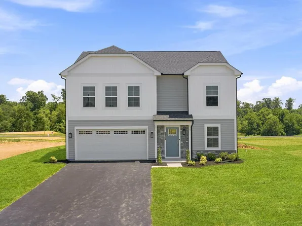 2352 Wind River Dr, Chambersburg, PA 17202
