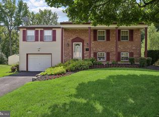 35 Northampton Dr, Willingboro, NJ 08046