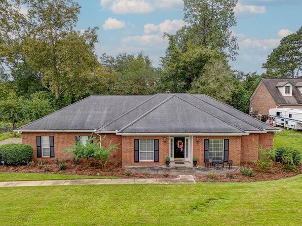 420 Evans St, Vicksburg, MS 39180