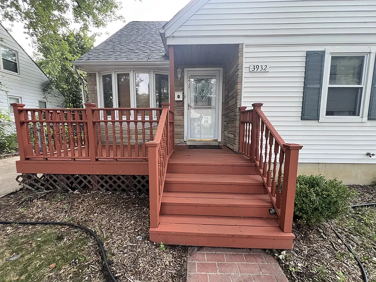 3932 Cummings Ave — Photo 4