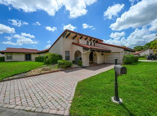 8129 Pine Cir #33, Tamarac, FL 33321