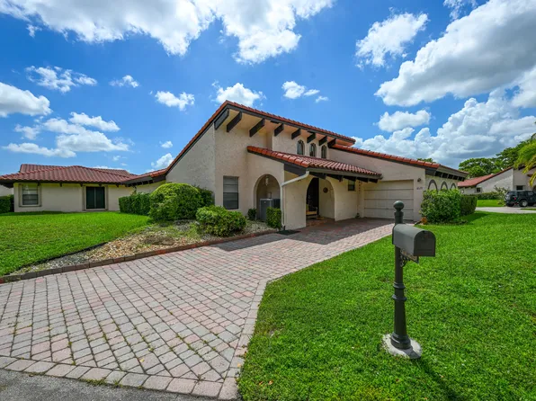 8129 PINE Circle #33, Tamarac, FL 33321