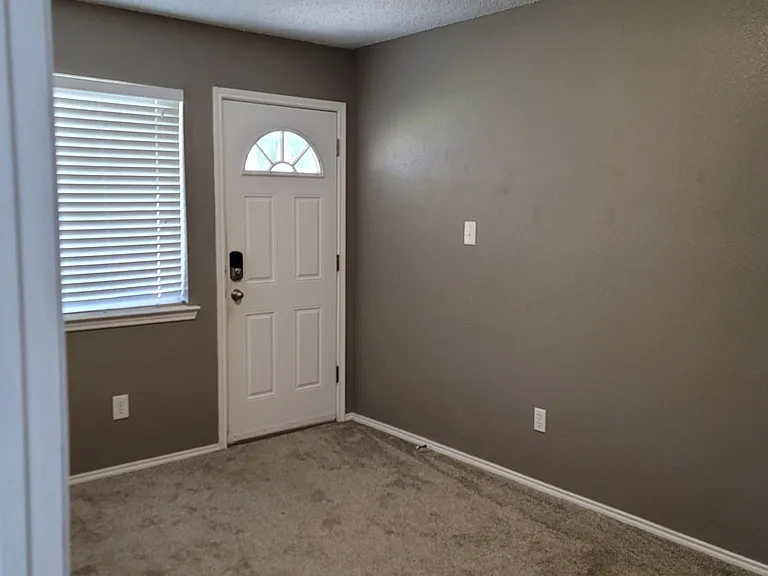 10416 Morning Dew St — Photo 13