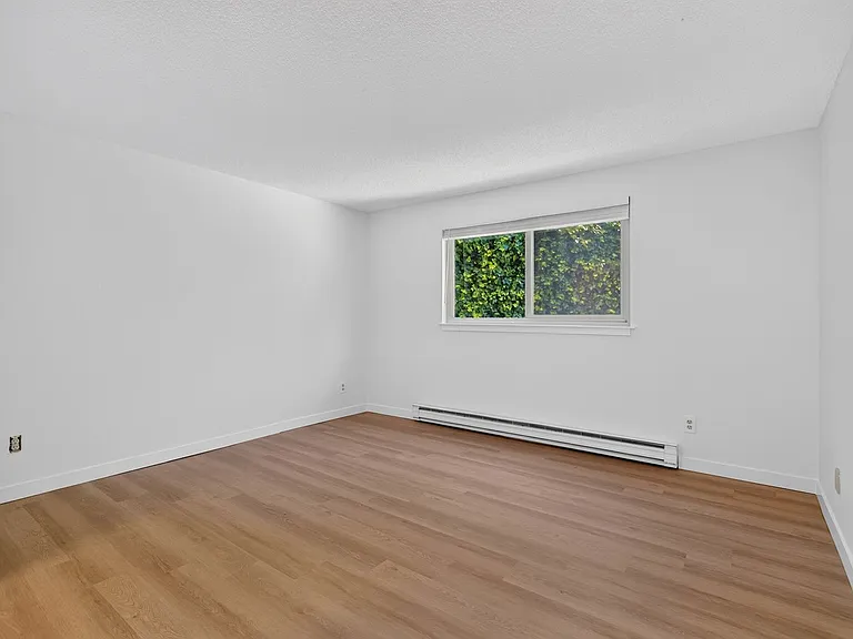 Lawton Park Villas- One month free- 2 Bed / 2 Bath Space to Live, Room to Breathe, All Yours. Mag... — Photo 30